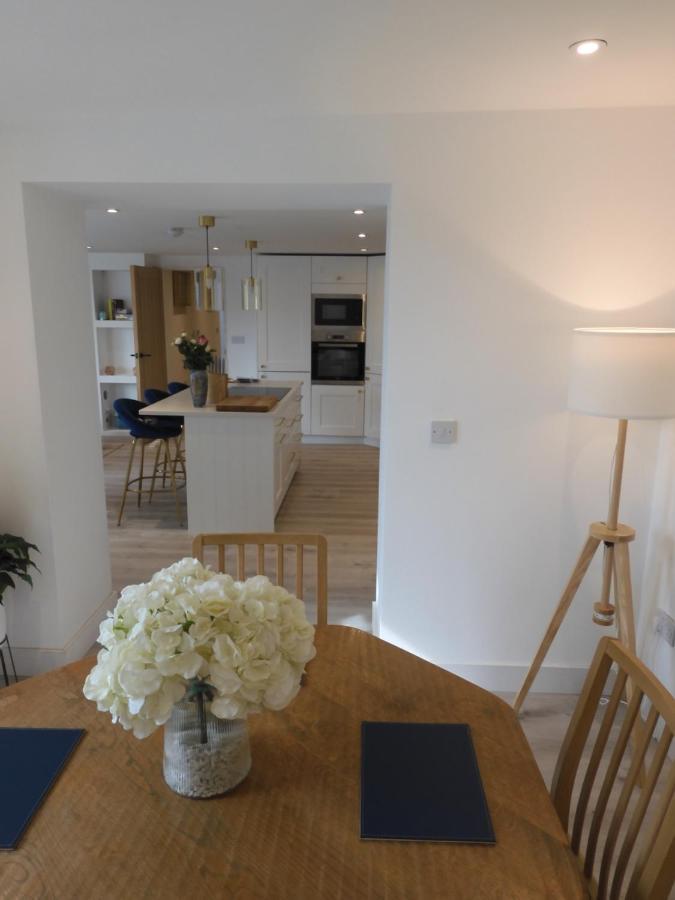 Fabulous Ground Floor Apt Adjacent To Beach Rhosneigr Exterior foto